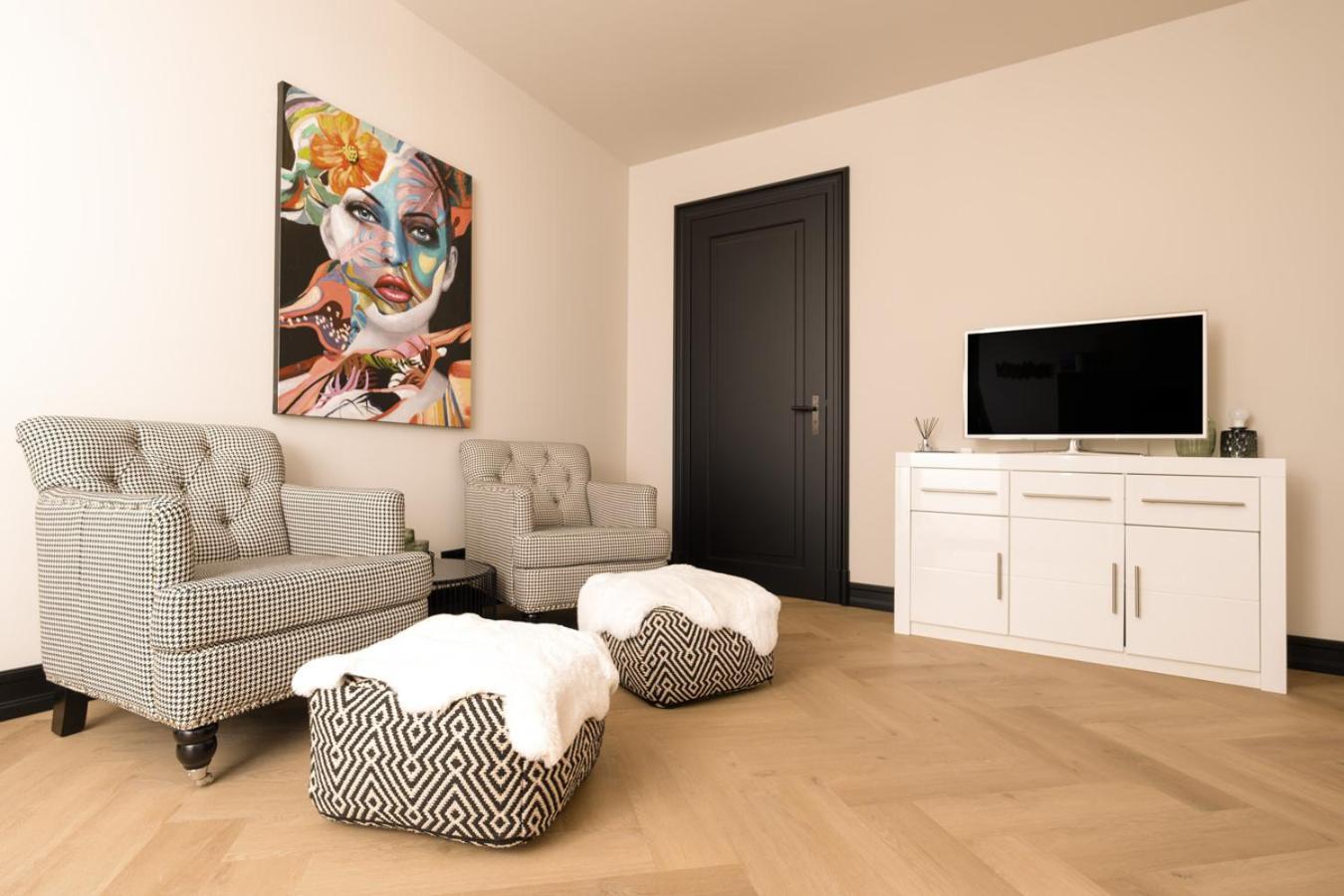 Aussergewoehnliche Ferienwohnung Stadtvilla Plauen Esterno foto